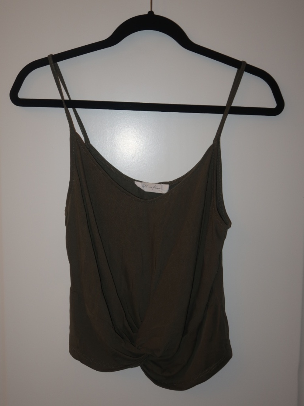 deep green cropped tank top